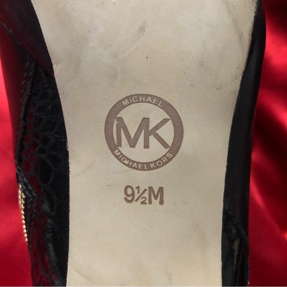 💥 Final Chance Before it’s GONE!!💥 MICHAEL Michael Kors Leather Ankle Boots🖤✨ - Picture 11 of 14